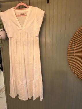 NWT Women’s  White  Billy T - Lyocell and Cotton V-Neck Cotton Midi Dress - SM -